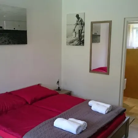 Vizparti Ueduelo Resort Zánka
