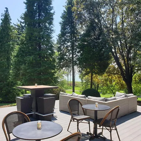 Vizparti Ueduelo Resort