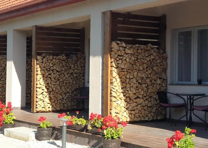 Vizparti Ueduelo Semesteranläggning (resort) Zánka